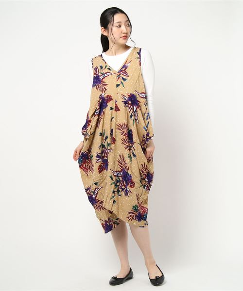 セール チャイハネ フラワードット柄vネックノースリーブワンピース ワンピース チャイハネ チャイハネ のファッション通販 Zozotown