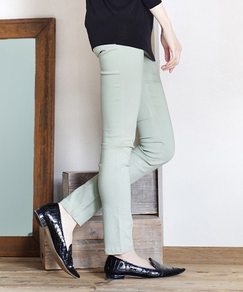 zootie(ズーティー)の「エアパンツ(その他パンツ・レディース・フューシャピンク/ストライプ/ブラック系その他/ブラック×ホワイト/チャコール/ブラック系その他2/マスタード/ケミカルウォッシュ/ダークベージュ/ブルー系その他/グレイッシュベージュ/ホワイト系その他/ネイビー/オリーブ/バーガンディー/インディゴブルー/ブラック/ブルー系その他2/チェック/グレー系その他/ブラウン/グリーン/ミント/ライトイエロー・S/M/L/LL/3L)」の13枚目の写真