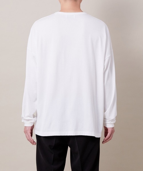 ADAM ET ROPE'(アダムエロペ)の「〈WEB・一部店舗限定〉【NORITAKE】ドロップショルダーBIG LS Tee(Tシャツ/カットソー・メンズ・ホワイト/チャコールグレー/ブラック/ワイン・M/L)」の15枚目の写真