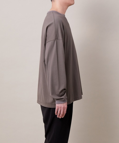 ADAM ET ROPE'(アダムエロペ)の「〈WEB・一部店舗限定〉【NORITAKE】ドロップショルダーBIG LS Tee(Tシャツ/カットソー・メンズ・ホワイト/チャコールグレー/ブラック/ワイン・M/L)」の16枚目の写真