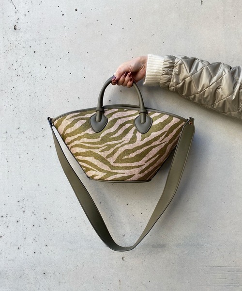 DouDou（ドゥドゥ）の「付属ショルダー付アソート丸底トート（トートバッグ・レディース・ブラック/グリーン・FREE）」の5枚目の写真