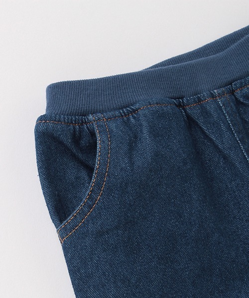 petit main（プティマイン）の「カットデニム9分丈パンツ（デニムパンツ・キッズ・ライトブルー/ブルー・80ｃｍ/90cm/130cm/120cm/100cm/110cm）」の5枚目の写真