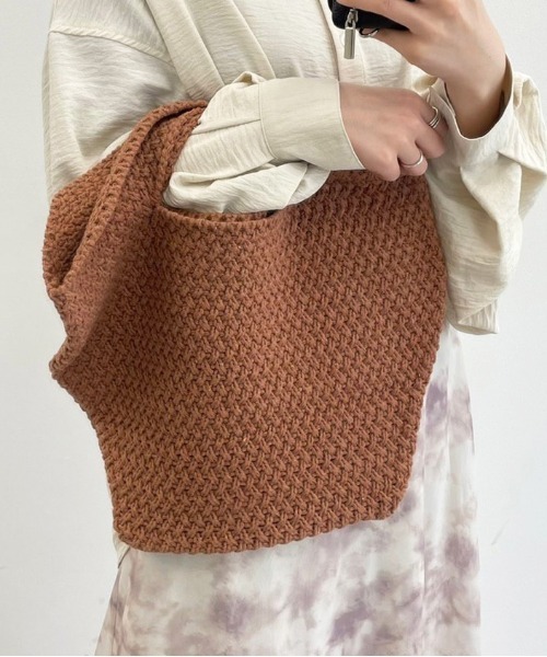 apres jour mignon(アプレジュールミニョン)の「【apresjour mignon×ARIAZ】ニットバッグ(ハンドバッグ・レディース・モカ/アイボリー/ベージュ系その他3・ONESIZE)」の3枚目の写真