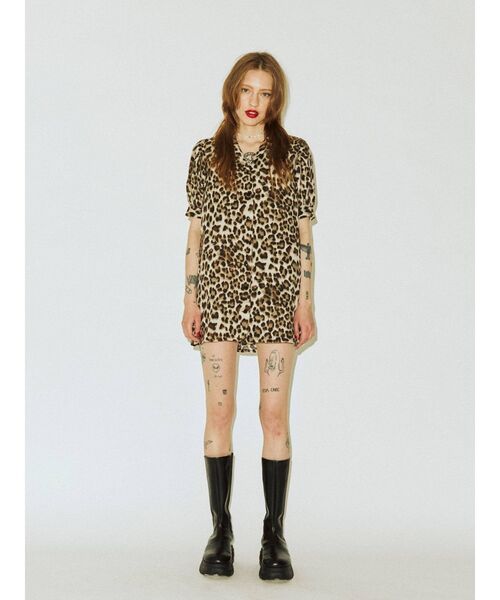 jouetie（ジュエティ）の「ボリュームスリーブミニワンピース（ワンピース・レディース・ブラック/オフホワイト/ブラウン/オレンジ・MEDIUM）」の20枚目の写真