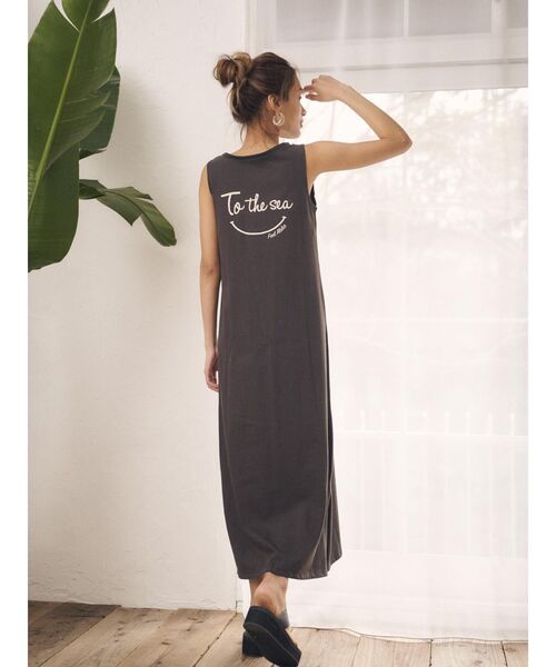 バックスマイルワンピース ワンピース To The Sea トゥーザシー のファッション通販 Zozotown