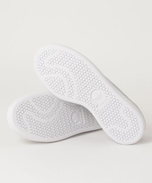 adidas（アディダス）の「【URBAN RESEARCH】 スタンスミス [STAN SMITH UR] アディダスオリジナルス（スニーカー・メンズ・グレー・22.5cm/23.5cm/24.5cm/25.5cm/26.5cm/27.5cm/28.5cm/23.0cm/24.0cm/25.0cm/26.0cm/27.0cm/28.0cm/29.0cm/22.0cm）」の3枚目の写真