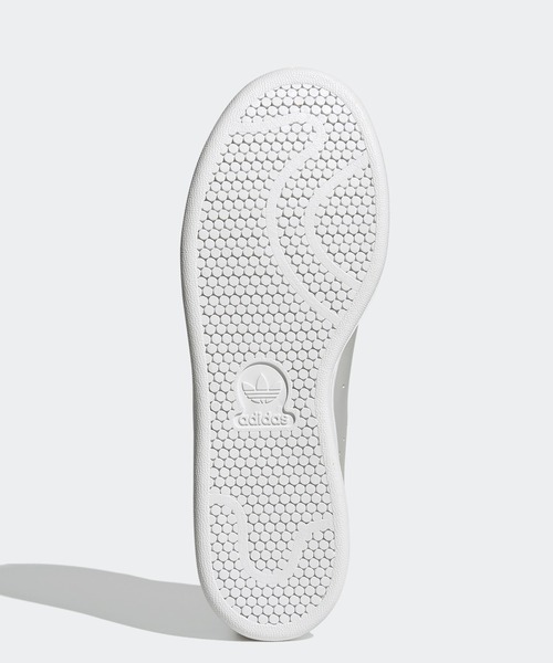 adidas（アディダス）の「【URBAN RESEARCH】 スタンスミス [STAN SMITH UR] アディダスオリジナルス（スニーカー・メンズ・グレー・22.5cm/23.5cm/24.5cm/25.5cm/26.5cm/27.5cm/28.5cm/23.0cm/24.0cm/25.0cm/26.0cm/27.0cm/28.0cm/29.0cm/22.0cm）」の7枚目の写真