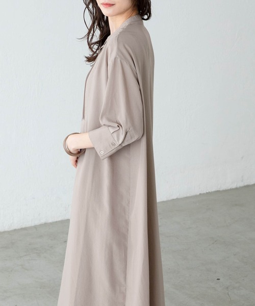 BONLECILL（ボンルシール）の「ピンタック ボザム 五分袖 シアーシャツ ワンピース（シャツワンピース・レディース・ブラック/ベージュ/オフホワイト/ライトグリーン・FREE）」の20枚目の写真