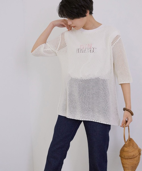 MADEMOISELLE ROPE'（マドモアゼル ロペ）の「【秋まで使える】メッシュオーバーTシャツ（Tシャツ/カットソー・レディース・ベージュ/オフホワイト・38）」の2枚目の写真