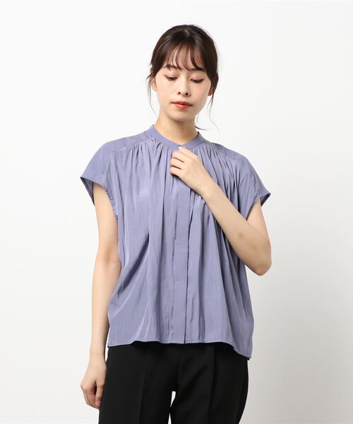 INTERPLANET（インタープラネット）の「パウダーサテンギャザーブラウス（シャツ/ブラウス・レディース・ネイビー/モカ/ラベンダー/グレイッシュベージュ・FREE）」の4枚目の写真