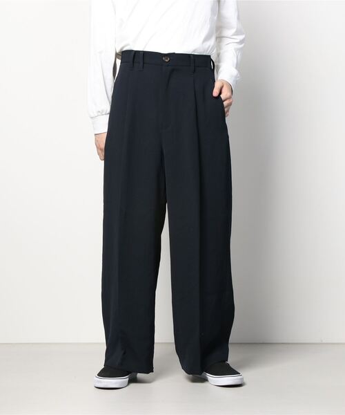 FranCisT_MOR.K.S.（フランシストモークス）の「FranCisT_MOR.K.S./フランシストモークス/DRY ２WAY STRETCH BAGGY PANT/MO2889（その他パンツ・メンズ・ライトグレー/ネイビー・2/3）」の2枚目の写真