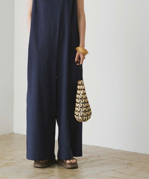 titivate(ティティベイト)の「ワイドシルエットノースリーブオールインワン(つなぎ/オールインワン・レディース・ベージュ/ネイビー/ダークオレンジ・S/M/L/PS(XS-S))」の20枚目の写真