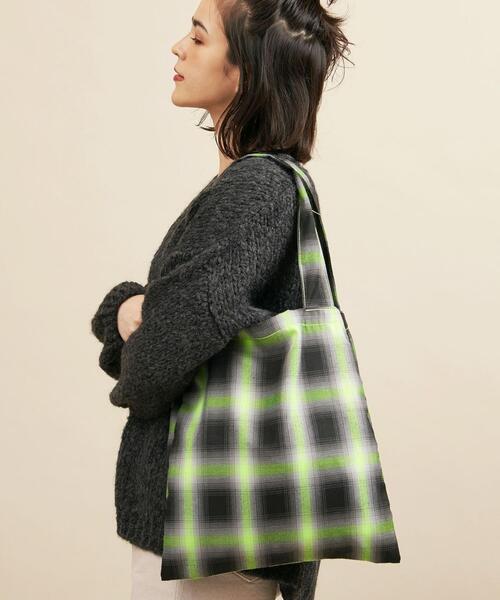 BEAUTY&YOUTH UNITED ARROWS(ビューティーアンドユースユナイテッドアローズ)の「BY オンブレチェック ポータブルトートバッグ ∴(トートバッグ・レディース・ナチュラル/シャーベット/ライム・FREE)」の2枚目の写真