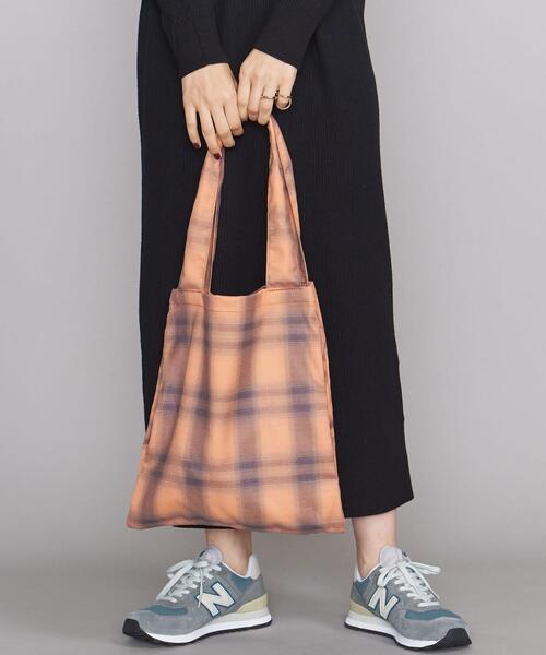 BEAUTY&YOUTH UNITED ARROWS(ビューティーアンドユースユナイテッドアローズ)の「BY オンブレチェック ポータブルトートバッグ ∴(トートバッグ・レディース・ナチュラル/シャーベット/ライム・FREE)」の3枚目の写真