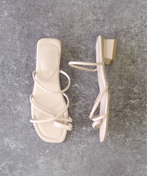 Riberry(リベリー)の「親指細コードサンダル(サンダル・レディース・ブラック/ホワイト/オレンジ・MEDIUM/LARGE)」の14枚目の写真