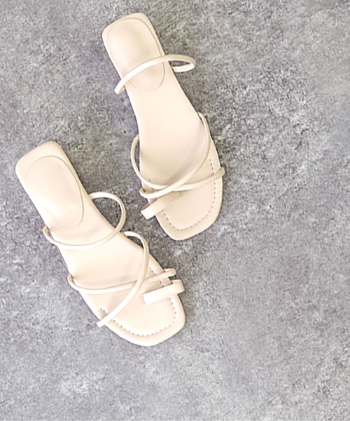 Riberry(リベリー)の「親指細コードサンダル(サンダル・レディース・ブラック/ホワイト/オレンジ・MEDIUM/LARGE)」の12枚目の写真