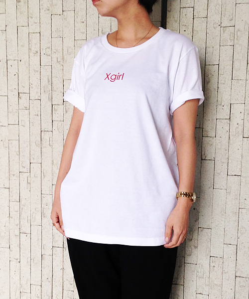 X-girl Stages（エックスガールステージス）の「S/S TEE SMALL LOGO（Tシャツ/カットソー・キッズ・ホワイト/ブラック・ONE SIZE）」の6枚目の写真