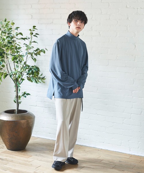 Alpinus(アルピナス)の「Alpinus - mock neck layered long t-shirt/モックネックレイヤードロンT(Tシャツ/カットソー・メンズ・ホワイト/ネイビー/グレイッシュベージュ・SMALL/MEDIUM)」の8枚目の写真