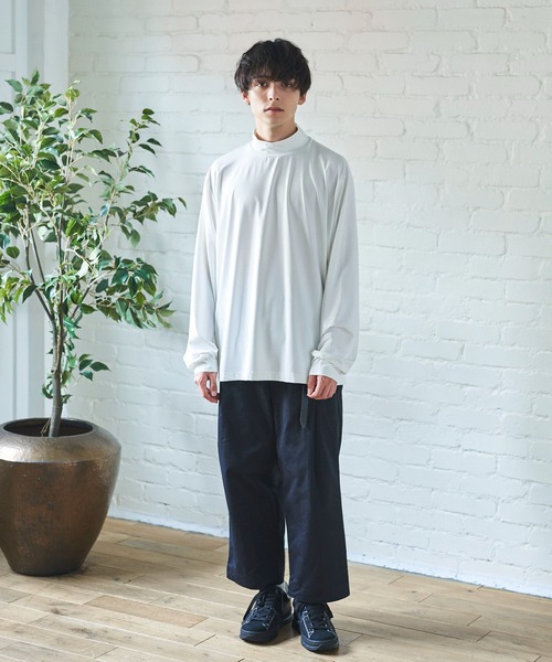 Alpinus(アルピナス)の「Alpinus - mock neck layered long t-shirt/モックネックレイヤードロンT(Tシャツ/カットソー・メンズ・ホワイト/ネイビー/グレイッシュベージュ・SMALL/MEDIUM)」の10枚目の写真