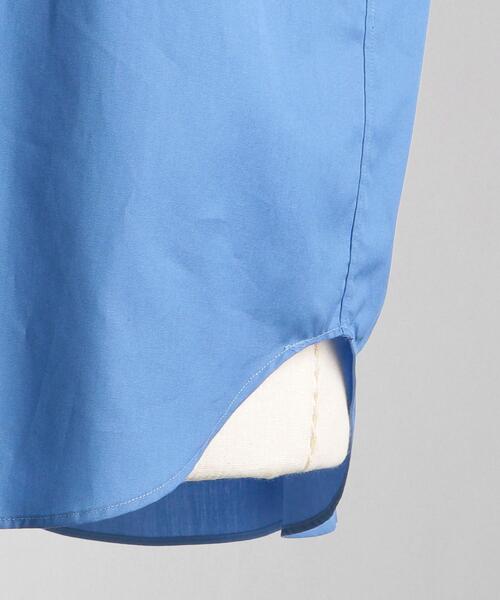 LOEFF(ロエフ)の「<LOEFF(ロエフ)> コットン ブロード バンドカラーシャツ†(シャツ/ブラウス・レディース・ダークブラウン/コバルトブルー・1/0)」の8枚目の写真