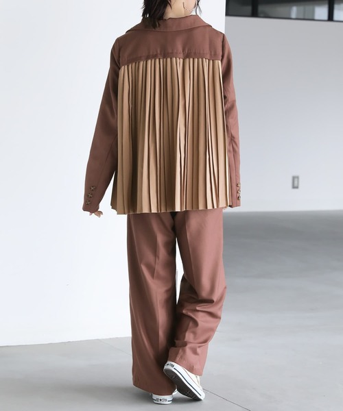 osharewalker（オシャレウォーカー）の「【廃盤】『センタープレスストレートパンツ』（その他パンツ・レディース・ブラック/ベージュ/ピンク・1/2）」の9枚目の写真