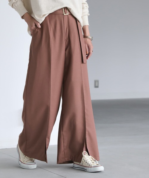 osharewalker（オシャレウォーカー）の「【廃盤】『センタープレスストレートパンツ』（その他パンツ・レディース・ブラック/ベージュ/ピンク・1/2）」の4枚目の写真