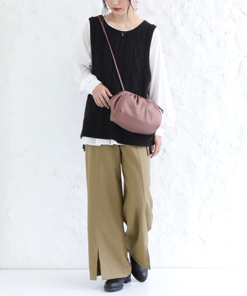 osharewalker（オシャレウォーカー）の「【廃盤】『センタープレスストレートパンツ』（その他パンツ・レディース・ブラック/ベージュ/ピンク・1/2）」の13枚目の写真