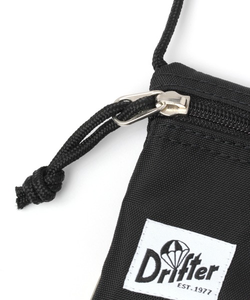 LEPSIM（レプシィム）の「Ｄｒｉｆｔｅｒコラボショルダーポーチ　956312（ポーチ・レディース・ブラック/アニマル/レオパード・ONE SIZE）」の4枚目の写真