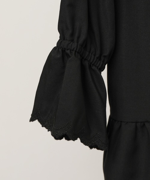 ROPE' PICNIC(ロペピクニック)の「【KIDS】【リンクコーデ】ティアードミニワンピース(ワンピース・キッズ・ブラック/オフホワイト・110/120/130/140)」の6枚目の写真