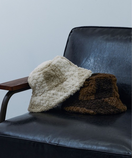 Ellno Loset(エルノロゼット)の「柄フェイクファーバケットハット(ハット・レディース・ブラウン/ライトベージュ・FREE)」の4枚目の写真