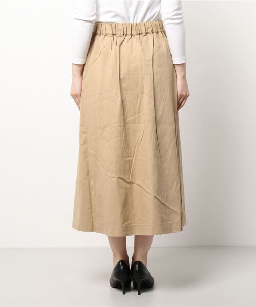 ehka sopo（エヘカソポ）の「タックギャザースカート（スカート・レディース・ベージュ/ブラウン/チャコール・ﾌﾘ-）」の5枚目の写真