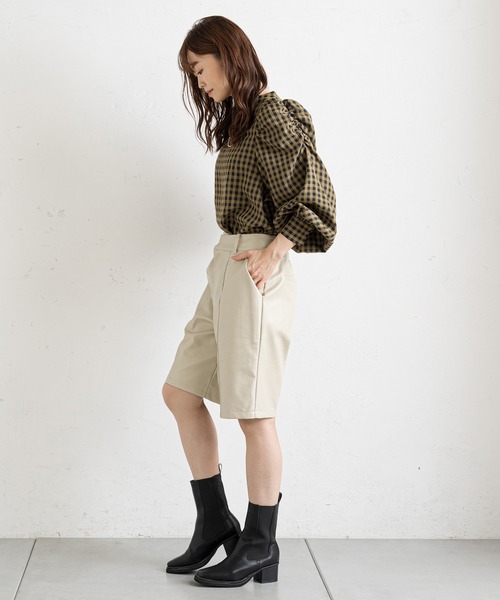 prose verse(プロズヴェール)の「合皮センターシームショートパンツ(その他パンツ・レディース・ブラック/アイボリー/ダークグリーン・FREE)」の8枚目の写真