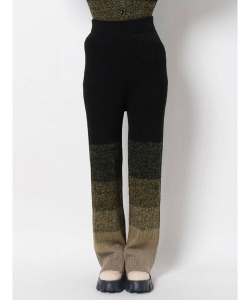 EMODA(エモダ)の「グラデーションリブパンツ(その他パンツ・レディース・ブラック/ブラウン/アイボリー・FREE)」の5枚目の写真