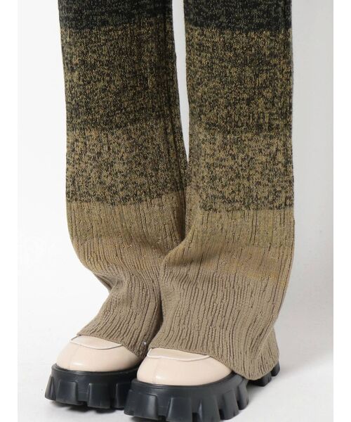 EMODA(エモダ)の「グラデーションリブパンツ(その他パンツ・レディース・ブラック/ブラウン/アイボリー・FREE)」の4枚目の写真