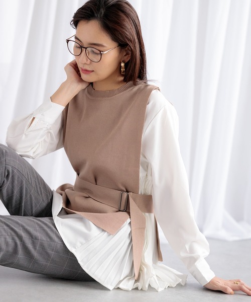 White Collection(ホワイトコレクション)の「【2021AW】サイドプリーツデザインブラウス&ベルト付きニットベスト・セットアンサンブル(ニット/セーター・レディース・ブラック/グレー/キャメル・FREE)」の11枚目の写真