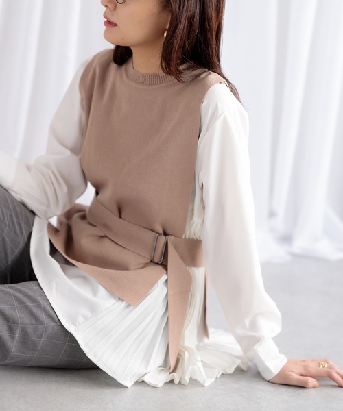White Collection(ホワイトコレクション)の「【2021AW】サイドプリーツデザインブラウス&ベルト付きニットベスト・セットアンサンブル(ニット/セーター・レディース・ブラック/グレー/キャメル・FREE)」の12枚目の写真