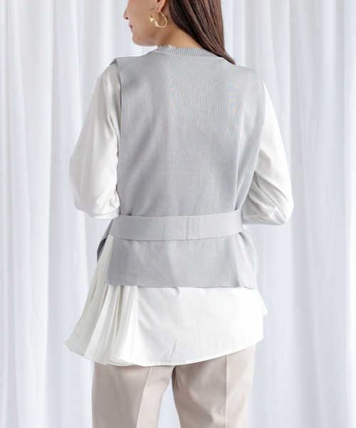 White Collection(ホワイトコレクション)の「【2021AW】サイドプリーツデザインブラウス&ベルト付きニットベスト・セットアンサンブル(ニット/セーター・レディース・ブラック/グレー/キャメル・FREE)」の19枚目の写真