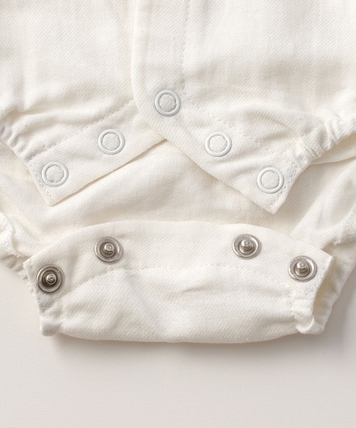 D.fesense（ディーフェセンス）の「シャツボディ（サロペット/オーバーオール・キッズ・グレー/オフホワイト・80ｃｍ/70cm）」の6枚目の写真