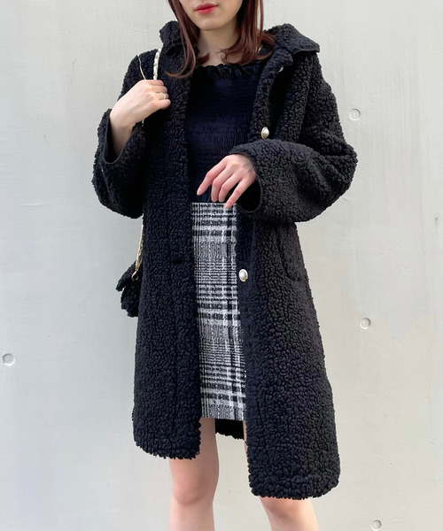 titty＆Co. PETIT by poyo（ティティーアンドコープティバイポヨ）の「【ファッションインフルエンサーPOYO×titty&Co.PETIT 】もこもこパール釦コート（その他アウター・レディース・ホワイト/ブラック・FREE）」の17枚目の写真