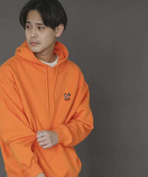 SENSE OF PLACE by URBAN RESEARCH（センスオブプレイスバイアーバンリサーチ）の「『別注』TeddyBear×SENSE OF PLACE　テディベアウラキモウスウェットC（パーカー・メンズ・ブラック/ベージュ/オレンジ・MEDIUM/LARGE）」の4枚目の写真