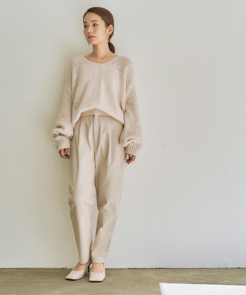 titivate(ティティベイト)の「コーデュロイ切替テーパードパンツ(その他パンツ・レディース・イエロー/ブラウン/アイボリー/ブルー・M/L/S)」の9枚目の写真