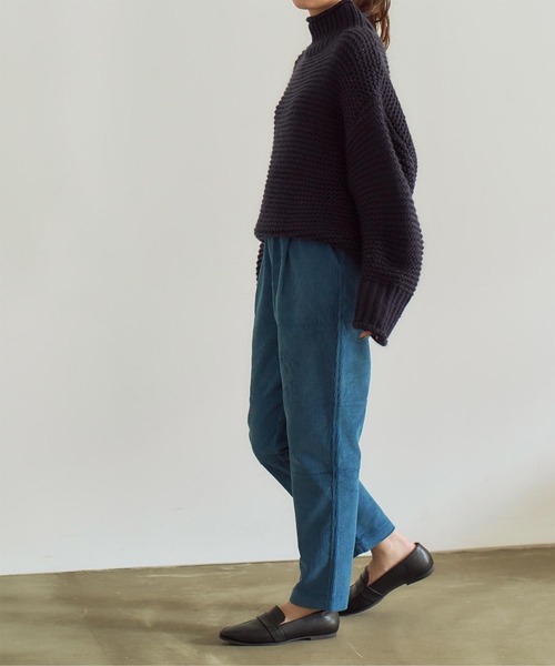 titivate(ティティベイト)の「コーデュロイ切替テーパードパンツ(その他パンツ・レディース・イエロー/ブラウン/アイボリー/ブルー・M/L/S)」の14枚目の写真