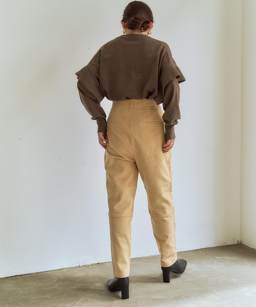 titivate(ティティベイト)の「コーデュロイ切替テーパードパンツ(その他パンツ・レディース・イエロー/ブラウン/アイボリー/ブルー・M/L/S)」の16枚目の写真
