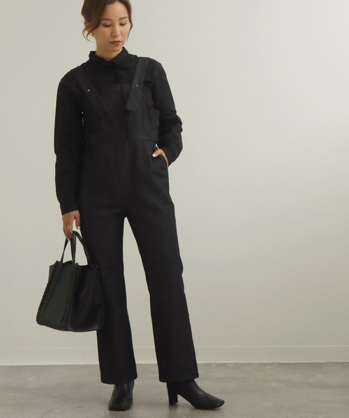 AULI（アウリィ）の「【低身長向けサイズ】フレアデニムサロペット（サロペット/オーバーオール・レディース・ブラック/インディゴブルー・S/XS/XXS）」の11枚目の写真