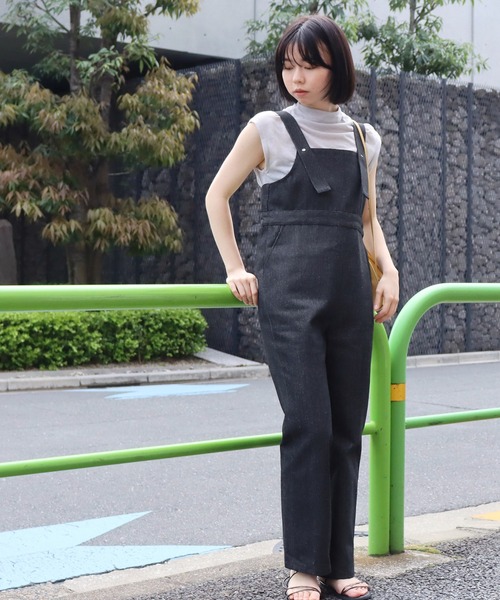 AULI（アウリィ）の「【低身長向けサイズ】フレアデニムサロペット（サロペット/オーバーオール・レディース・ブラック/インディゴブルー・S/XS/XXS）」の22枚目の写真