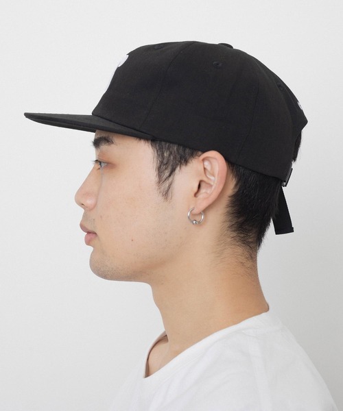 SILAS(サイラス)の「INITIAL LOGO CAP サイラスイニシャルロゴキャップ(キャップ・メンズ・ブラック/ネイビー/ベージュ/オリーブ・ONE SIZE)」の16枚目の写真