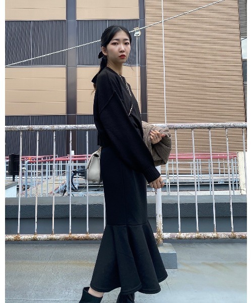 WC(ダブル シー)の「スウェットマーメイドスカート(スカート・レディース・ブラック/グレー・FREE)」の6枚目の写真