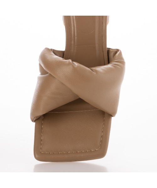 EVOL(イーボル)の「【EVOL】スクエアクッションサンダル IS9742(サンダル・レディース・ブラック/ベージュ/グレー/アイボリー・S/M/L)」の9枚目の写真