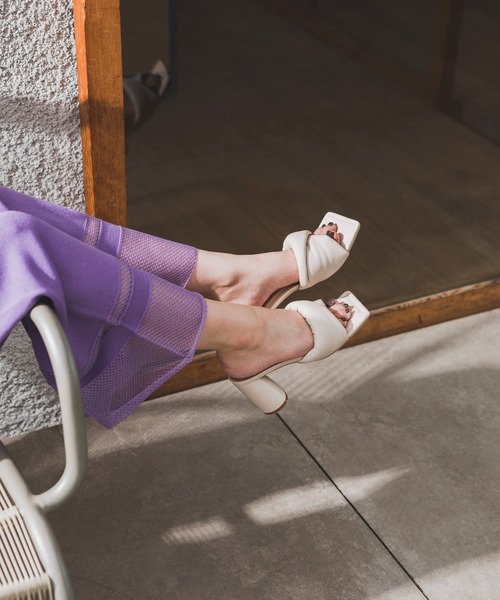 EVOL(イーボル)の「【EVOL】スクエアクッションサンダル IS9742(サンダル・レディース・ブラック/ベージュ/グレー/アイボリー・S/M/L)」の18枚目の写真