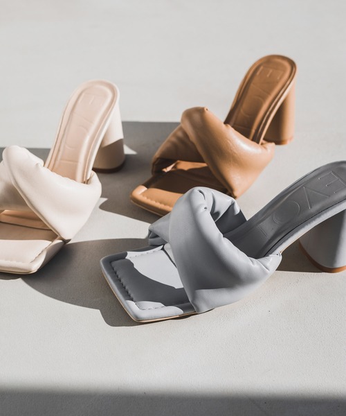 EVOL(イーボル)の「【EVOL】スクエアクッションサンダル IS9742(サンダル・レディース・ブラック/ベージュ/グレー/アイボリー・S/M/L)」の21枚目の写真